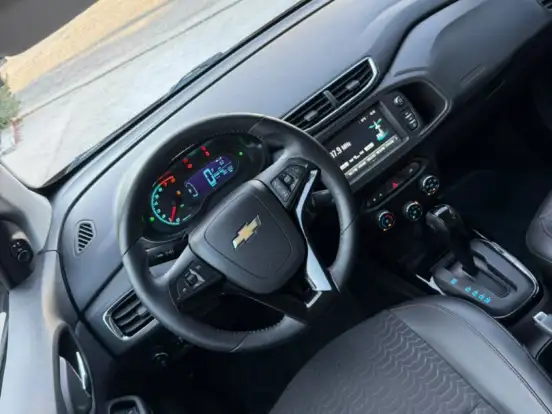 CHEVROLET-ONIX-1.4 MPFI LTZ 8V FLEX 4P AUTOMÁTICO CHEVROLET-ONIX-2018