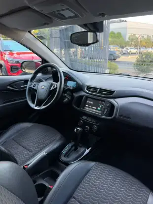 CHEVROLET-ONIX-2018
