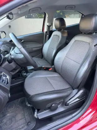 CHEVROLET-ONIX-2018
