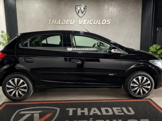 CHEVROLET-ONIX-1.4 MPFI LTZ 8V FLEX 4P MANUAL CHEVROLET-ONIX-2013