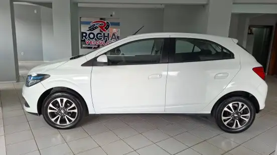 CHEVROLET-ONIX-2013