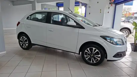 CHEVROLET-ONIX-1.4 MPFI LTZ 8V FLEX 4P MANUAL CHEVROLET-ONIX-2013