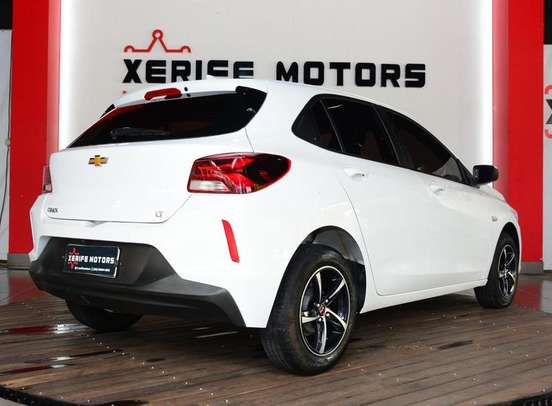 CHEVROLET-ONIX-2021
