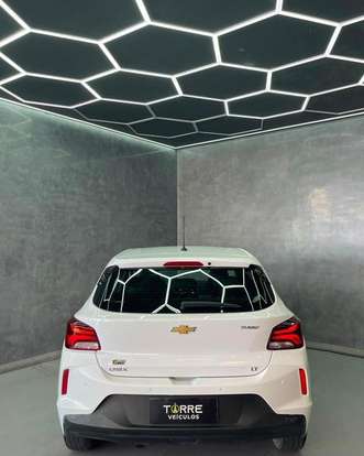 CHEVROLET-ONIX-2020