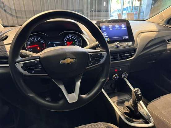 CHEVROLET-ONIX-2020