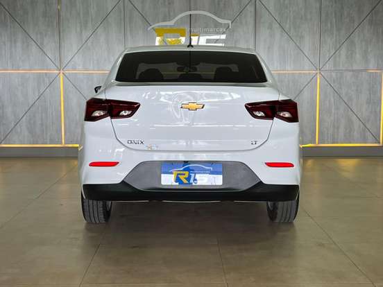 CHEVROLET-ONIX-2022
