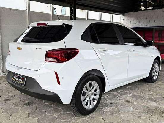 CHEVROLET-ONIX-2022