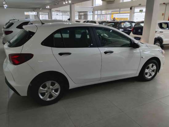 CHEVROLET-ONIX-2024