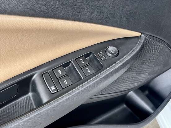 CHEVROLET-ONIX-2023