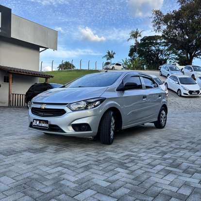 CHEVROLET-ONIX-2020