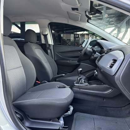 CHEVROLET-ONIX-2020