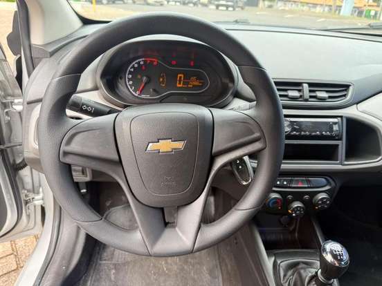 CHEVROLET-ONIX-2019
