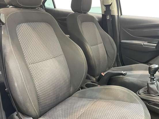 CHEVROLET-ONIX-1.0 MPFI JOY 8V FLEX 4P MANUAL CHEVROLET-ONIX-2019