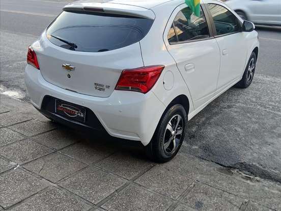 CHEVROLET-ONIX-1.0 MPFI LT 8V FLEX 4P MANUAL CHEVROLET-ONIX-2017