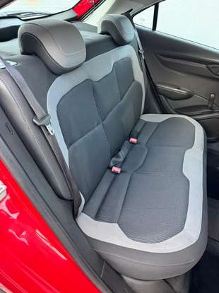 CHEVROLET-ONIX-2014