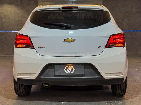 CHEVROLET-ONIX-1.0 MPFI LT 8V FLEX 4P MANUAL CHEVROLET-ONIX-2019