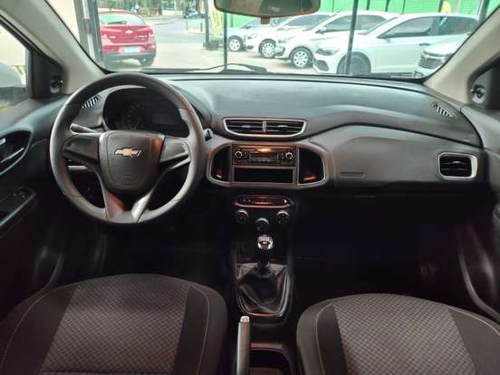 CHEVROLET-ONIX-2016