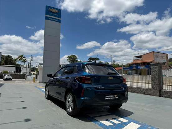 CHEVROLET-ONIX-2022