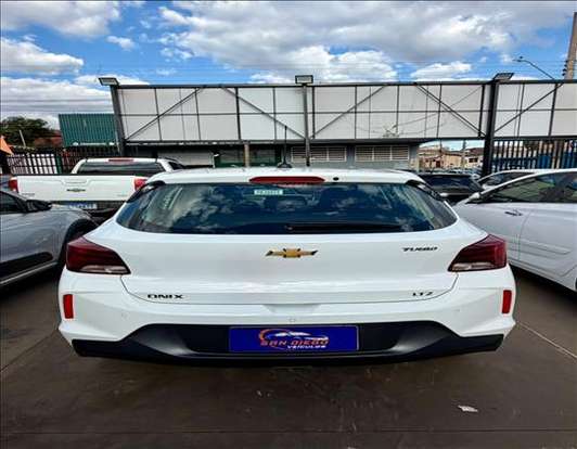 CHEVROLET-ONIX-2022
