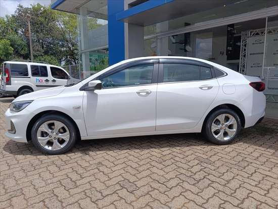 CHEVROLET-ONIX-2020