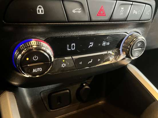 CHEVROLET-ONIX-2023
