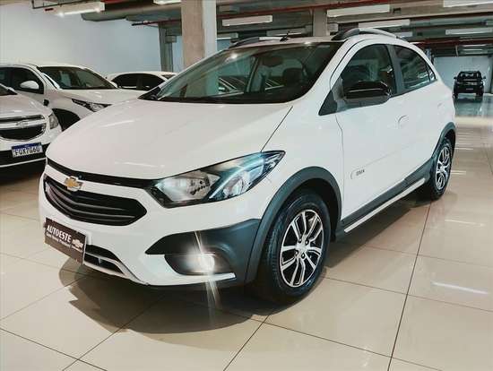 CHEVROLET-ONIX-2017