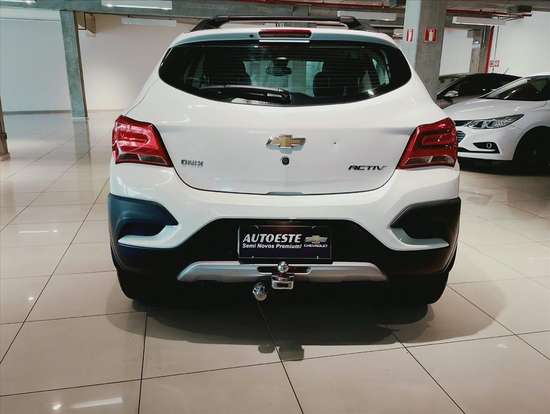 CHEVROLET-ONIX-2017