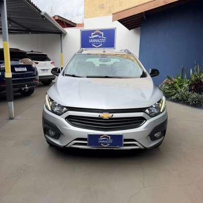 CHEVROLET-ONIX-2018
