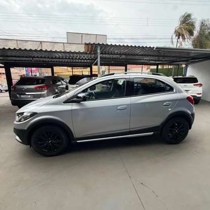 CHEVROLET-ONIX-1.4 MPFI ACTIV 8V FLEX 4P AUTOMÁTICO CHEVROLET-ONIX-2018