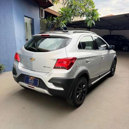 CHEVROLET-ONIX-1.4 MPFI ACTIV 8V FLEX 4P AUTOMÁTICO CHEVROLET-ONIX-2018