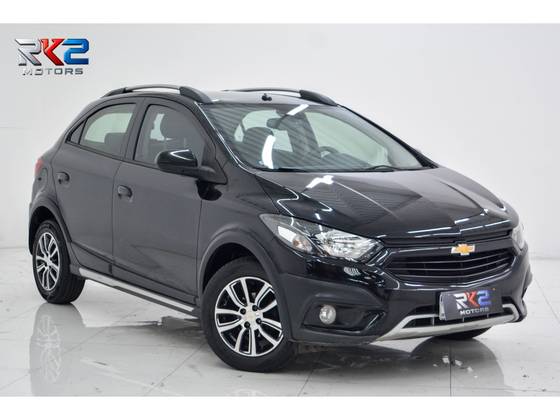 CHEVROLET ONIX 1.4 MPFI ACTIV 8V FLEX 4P AUTOMÁTICO