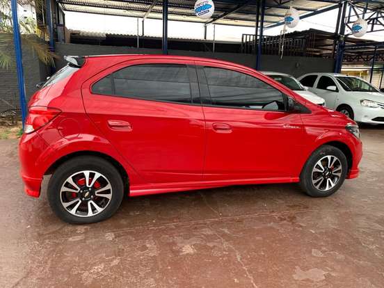 CHEVROLET-ONIX-2015