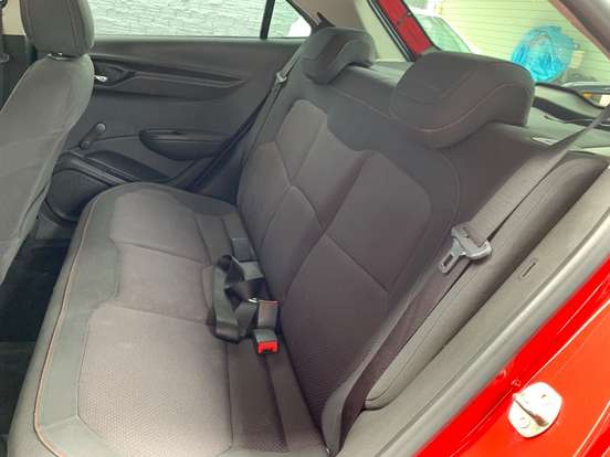 CHEVROLET-ONIX-2015