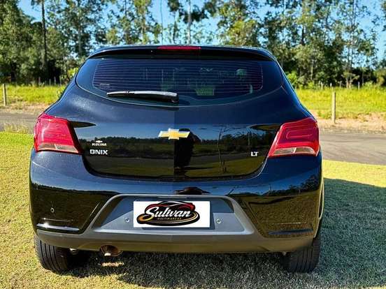 CHEVROLET-ONIX-1.4 MPFI LT 8V FLEX 4P AUTOMÁTICO CHEVROLET-ONIX-2019