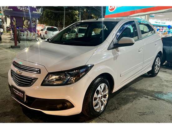 CHEVROLET-ONIX-1.4 MPFI LT 8V FLEX 4P AUTOMÁTICO CHEVROLET-ONIX-2016