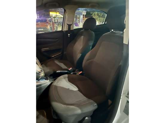 CHEVROLET-ONIX-1.4 MPFI LT 8V FLEX 4P AUTOMÁTICO CHEVROLET-ONIX-2016