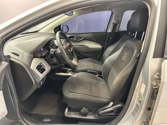 CHEVROLET-ONIX-2018