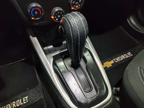 CHEVROLET-ONIX-1.4 MPFI LT 8V FLEX 4P AUTOMÁTICO CHEVROLET-ONIX-2019