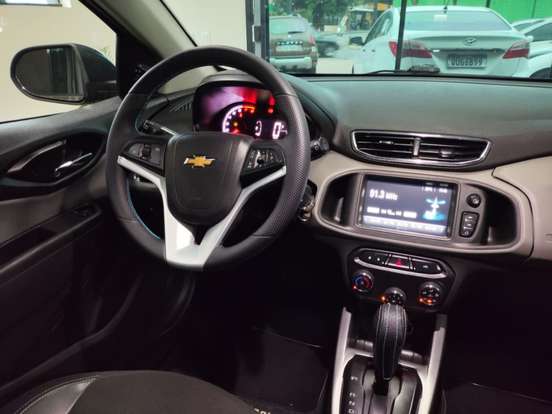 CHEVROLET-ONIX-2019