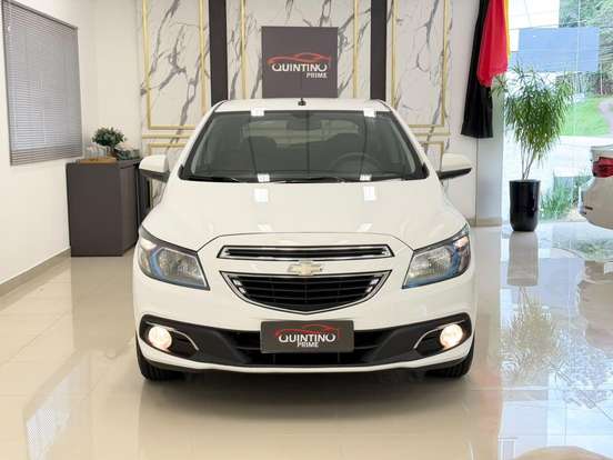 CHEVROLET-ONIX-2013