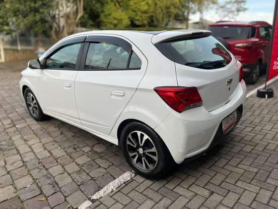 CHEVROLET-ONIX-1.4 MPFI LT 8V FLEX 4P MANUAL CHEVROLET-ONIX-2017