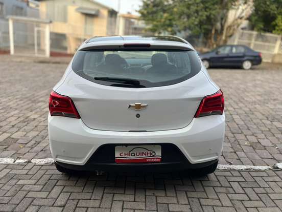 CHEVROLET-ONIX-2017