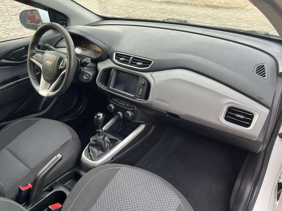 CHEVROLET-ONIX-1.4 MPFI LT 8V FLEX 4P MANUAL CHEVROLET-ONIX-2017