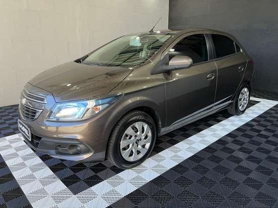 CHEVROLET-ONIX-2014