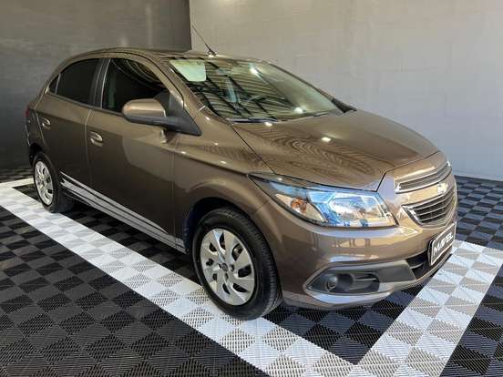 CHEVROLET-ONIX-1.4 MPFI LT 8V FLEX 4P MANUAL CHEVROLET-ONIX-2014