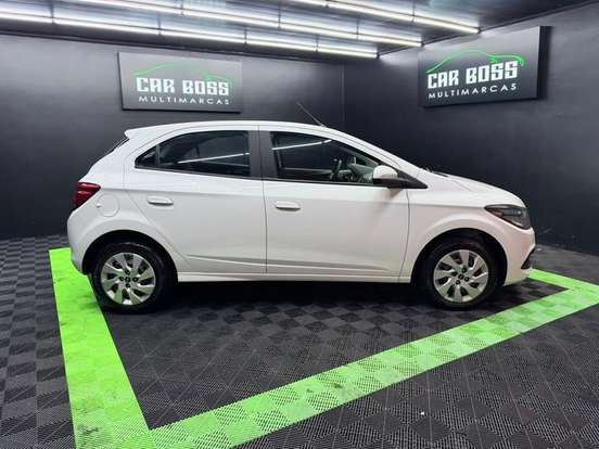 CHEVROLET-ONIX-2015