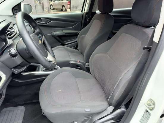 CHEVROLET-ONIX-1.4 MPFI LT 8V FLEX 4P MANUAL CHEVROLET-ONIX-2015
