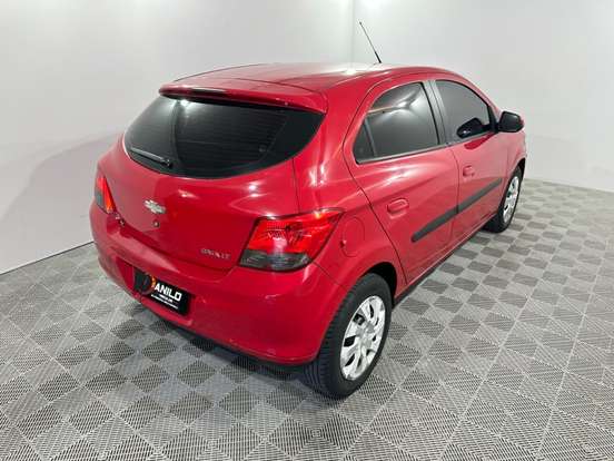 CHEVROLET-ONIX-2012