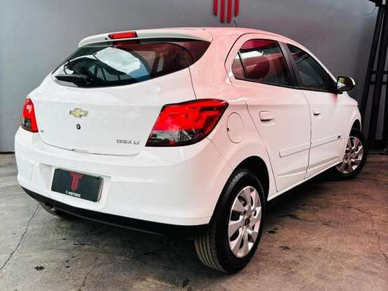 CHEVROLET-ONIX-1.4 MPFI LT 8V FLEX 4P MANUAL CHEVROLET-ONIX-2013