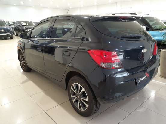 CHEVROLET-ONIX-2016